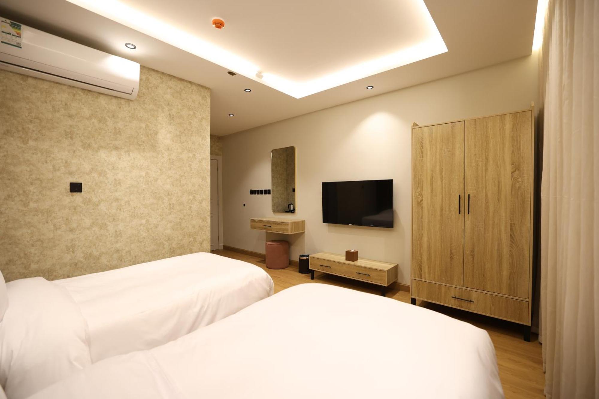 Xyz Al Yasmin Apartment